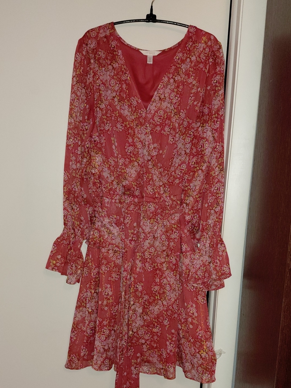 LC Lauren Conrad Rust, Floral Long Sleeve Wrap Dress. Size 2X